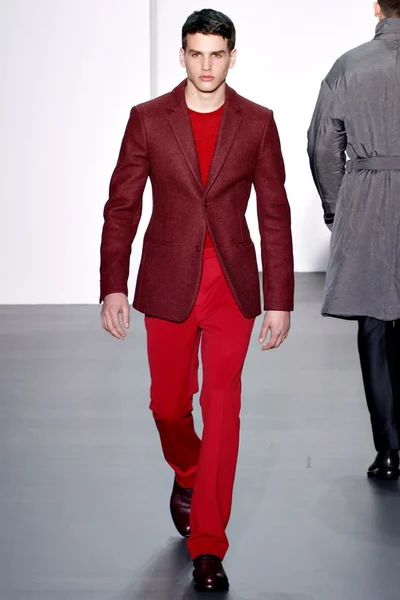 Look 12